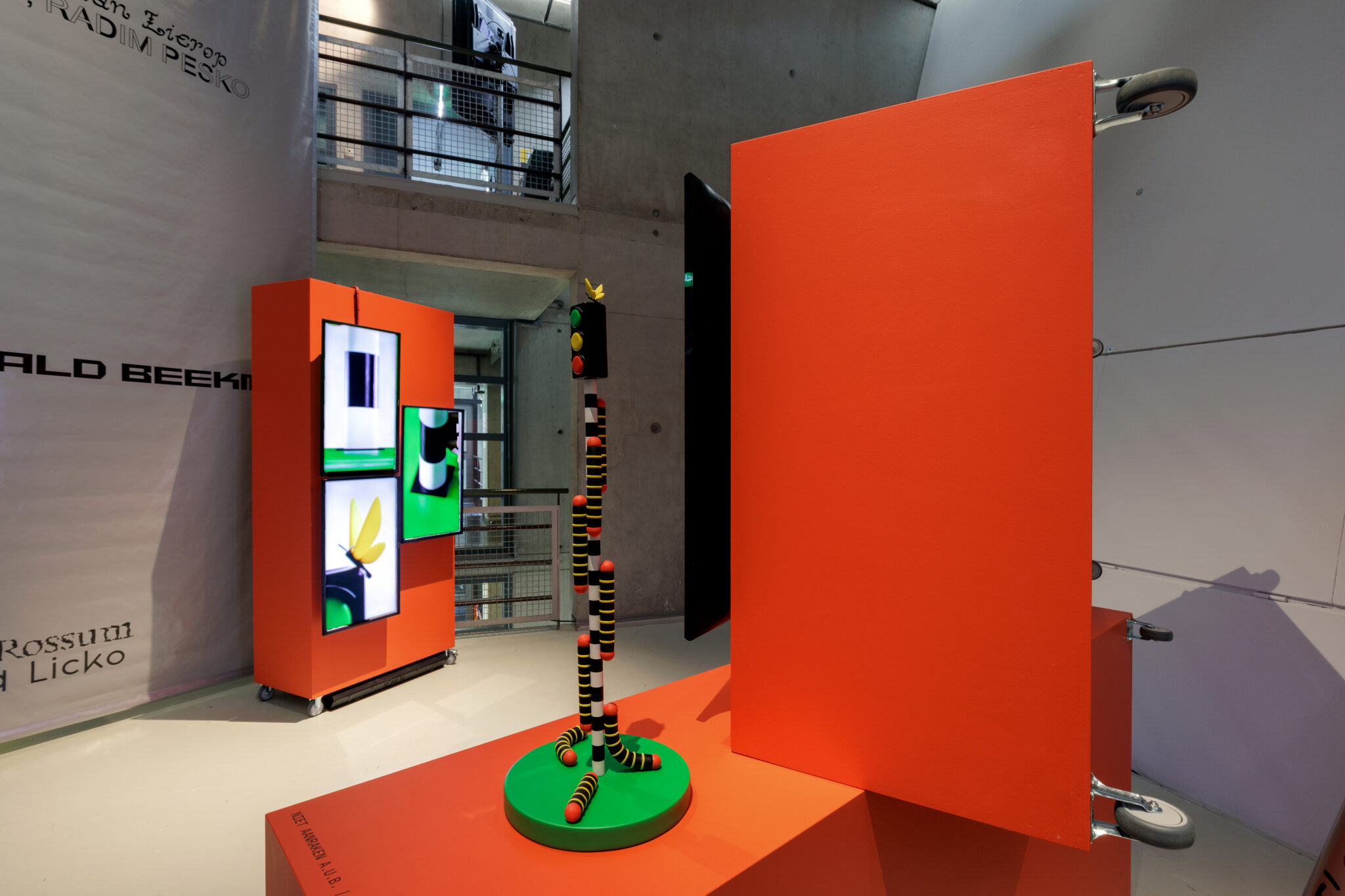 HNBM - Transit - Black childish x noordbrabants museum - pr material - work - pedestrians #1 a